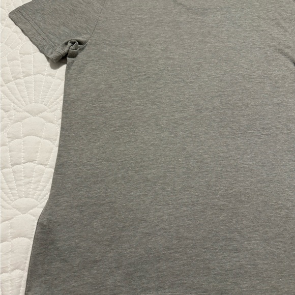 Abercrombie Kids TShirt - Size M - Picture 10 of 11